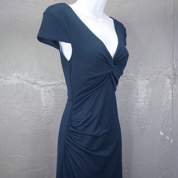 Cinq à Sept Formal Maxi Dress Women's Sz 0 Blue Lucca Cap Sleeve V-Neck Gown NEW - Picture 8 of 16